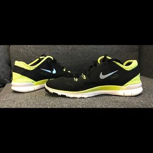 Women’s Nike Free 5.0 Tennis Shoes